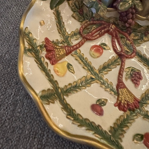 Fitz and Floyd Santa Holiday Platter with Red and Green Accents - Picture 5 of 10
